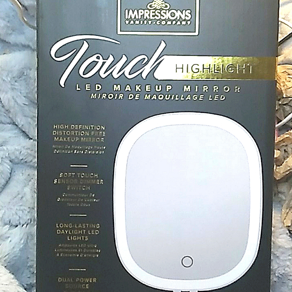 IMPRESSIONS Vanity LED MAKEUP MIRROR